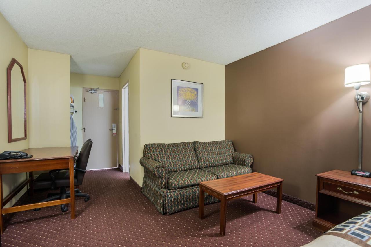 Americas Best Value Inn Tulsa I-44 Oakhurst Kültér fotó