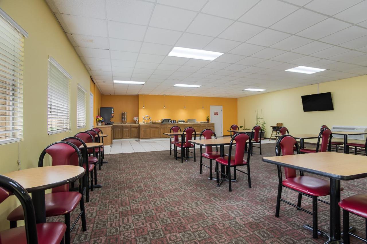 Americas Best Value Inn Tulsa I-44 Oakhurst Kültér fotó