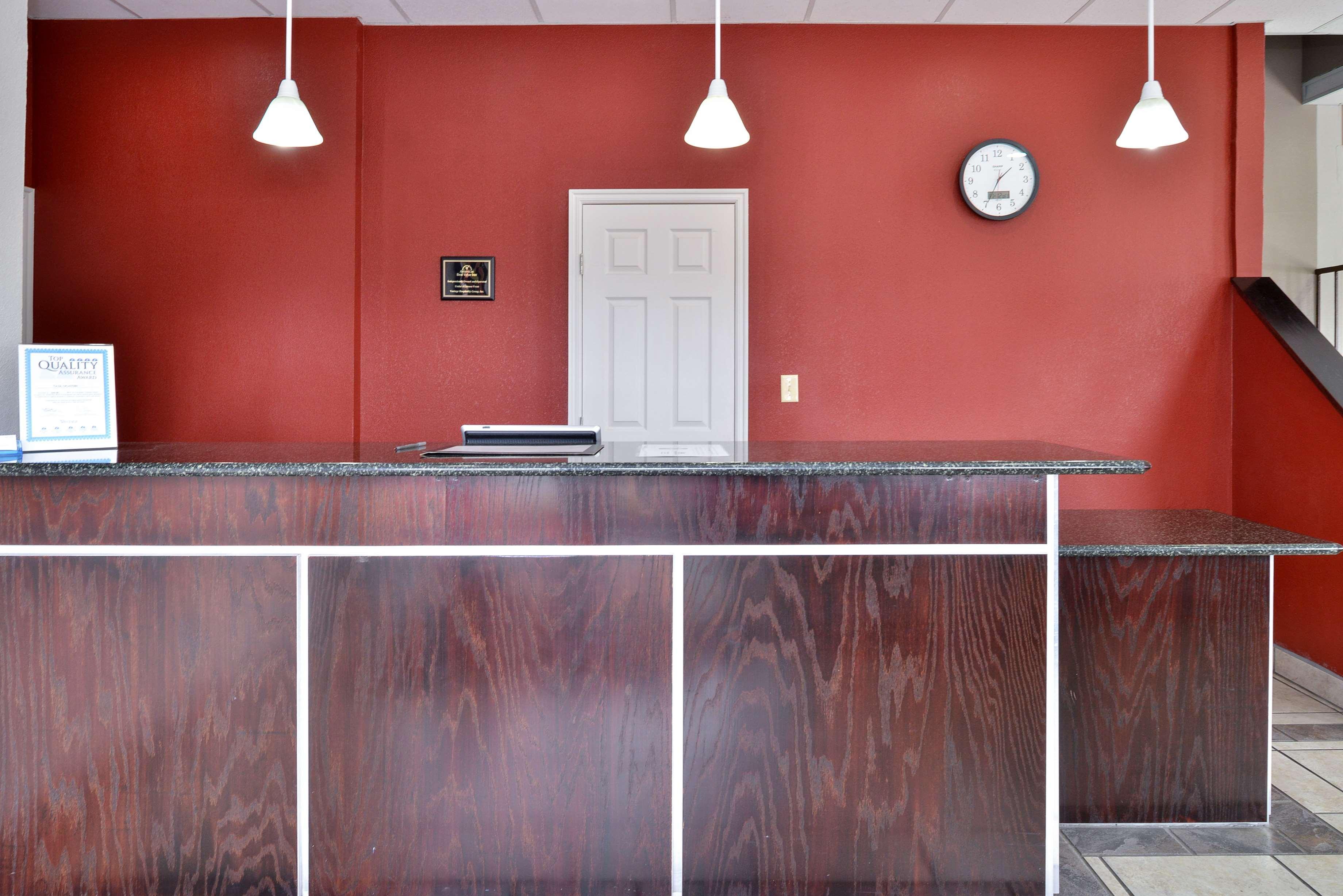 Americas Best Value Inn Tulsa I-44 Oakhurst Kültér fotó