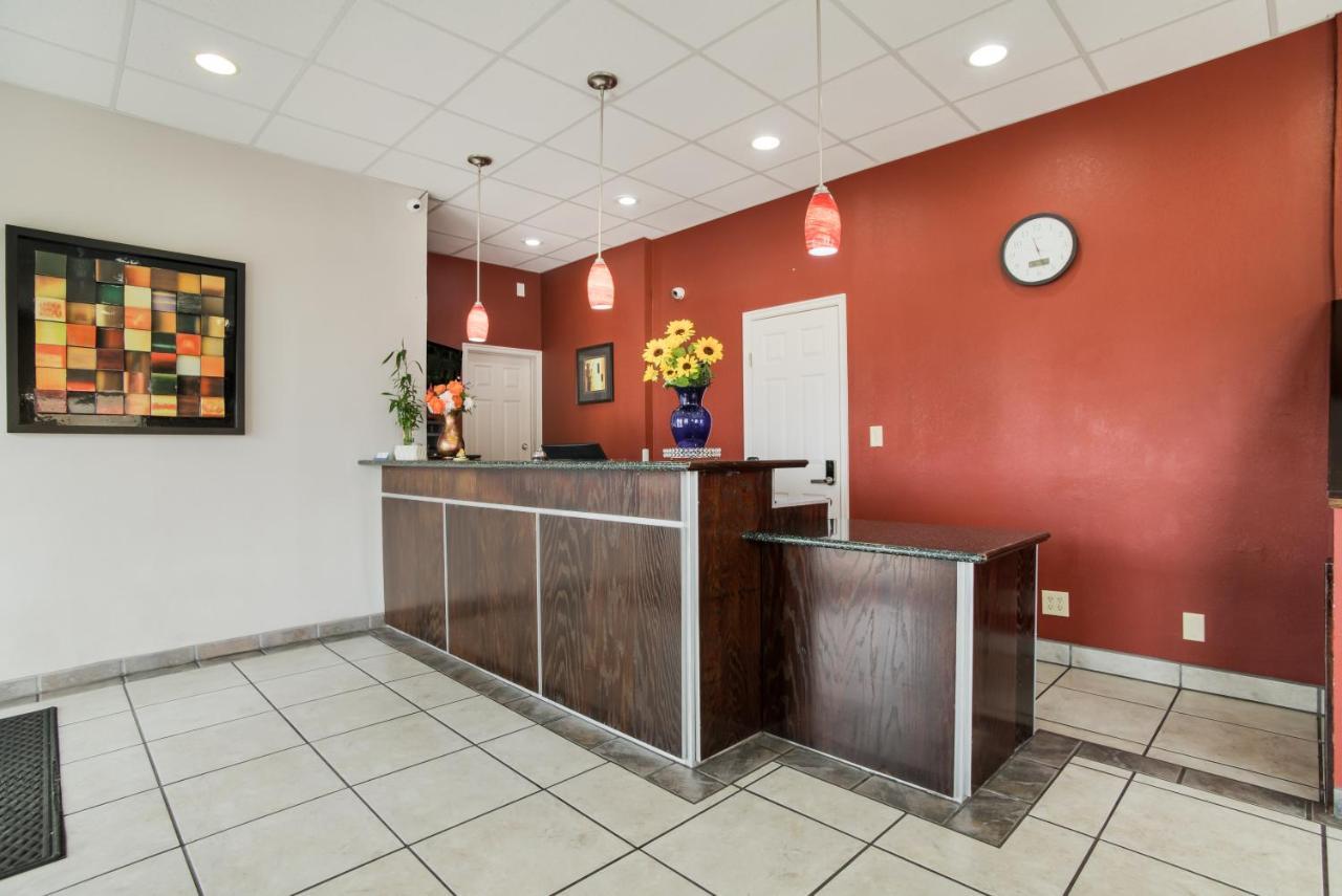 Americas Best Value Inn Tulsa I-44 Oakhurst Kültér fotó