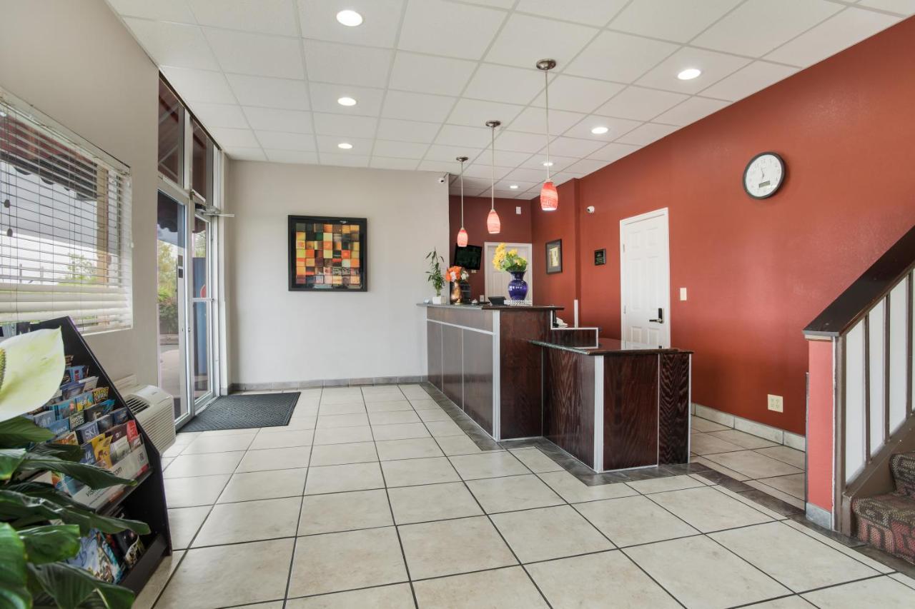 Americas Best Value Inn Tulsa I-44 Oakhurst Kültér fotó